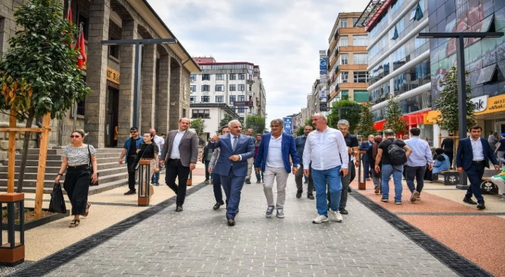 Başkan Zorluoğlu ve Şenol Güneş birlikte Trabzon’u gezdi