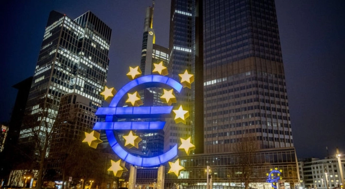 Euro Bölgesi’nde ekonomik güven 17 ayın en düşük seviyesinde