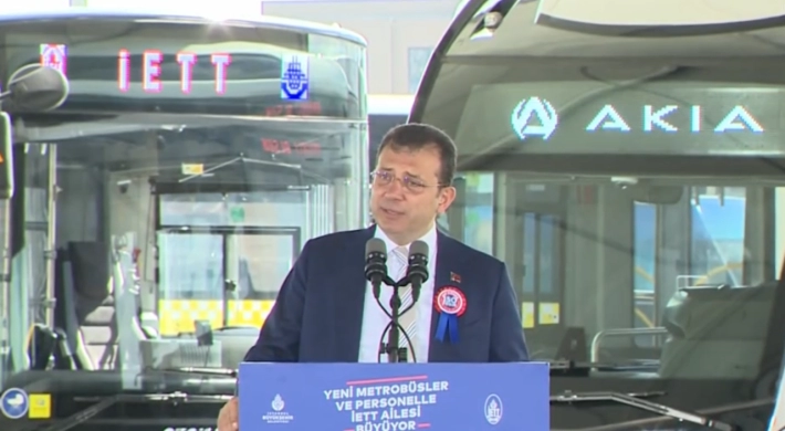 160 yeni metrobüs İETT filosuna katıldı