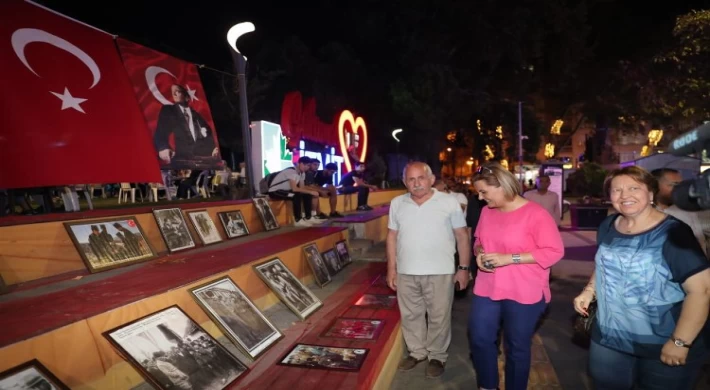Başkan Hürriyet, Atatürk Fotoğrafları sergisini ziyaret etti