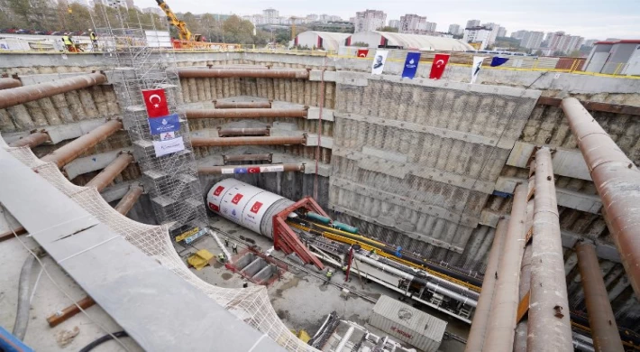 3,5 milyon kişinin beklediği metro inşaatı başladı