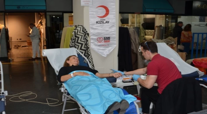 Bursa’da BUTTİM sakinlerinden Kızılay’a kan bağışı