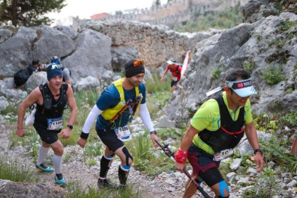 Alanya Ultra Trail 2022'de ipi Fedrik Vancraeynest göğüsledi