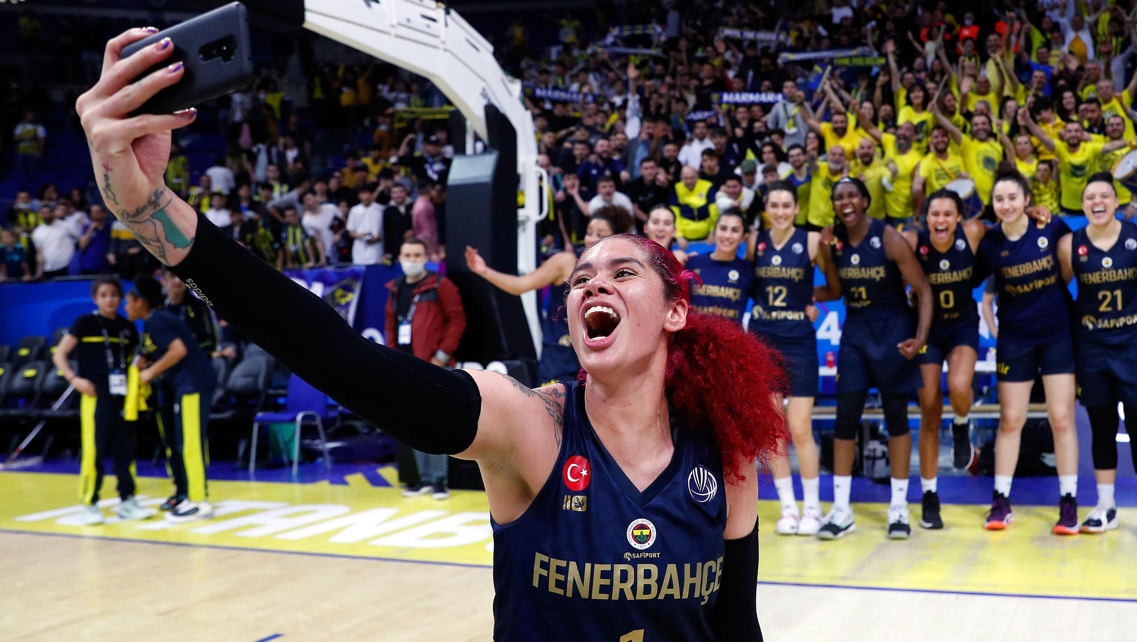 Fenerbahçe Safiportta Lapena ve Zahui, gözünü EuroLeague kupasına...