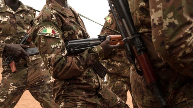Mali ordusu ve Rus paralı askerleri Mali'de 300 kişiyi öldürmekle suçlanıyor