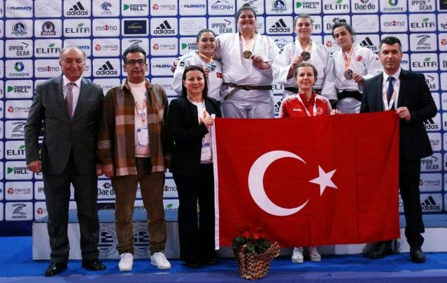 Manisalı judocu Sümeyye Kaya Avrupa 3'üncüsü oldu