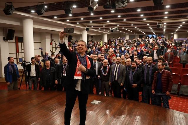 Trabzon'da Erdoğan Arıkan'la 'Trabzonspor ve Spor' konuşuldu