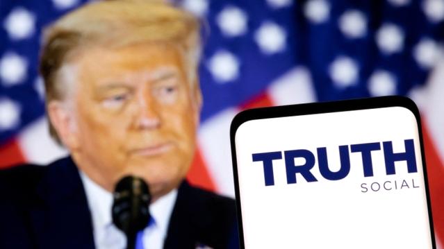 Truth Social: Trump'ın sosyal medya platformu nasıl bir 'felakete' dönüştü?