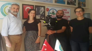 Yunan asıllı ünlü yönetmenden İzmir’de mübadillere ziyaret
