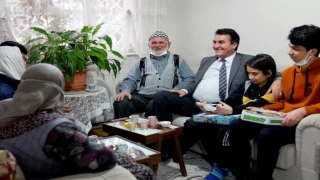Bursa Osmangazi’de Başkan Dündar gönülleri fethetti