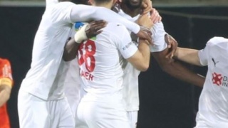 Sivasspor, final için ilk adımı attı